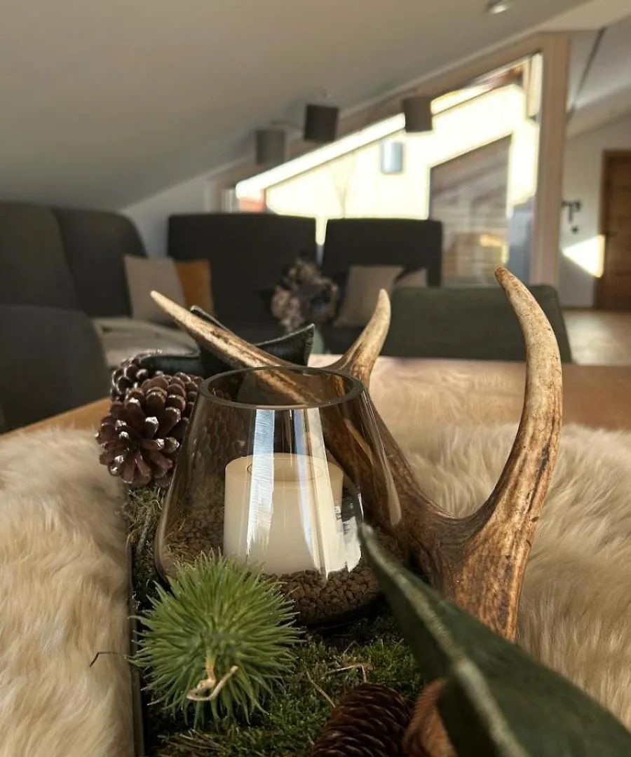 Chiemgauloft , 5 Sterne Ferienwohnung Am Chiemsee Ubersee Germany