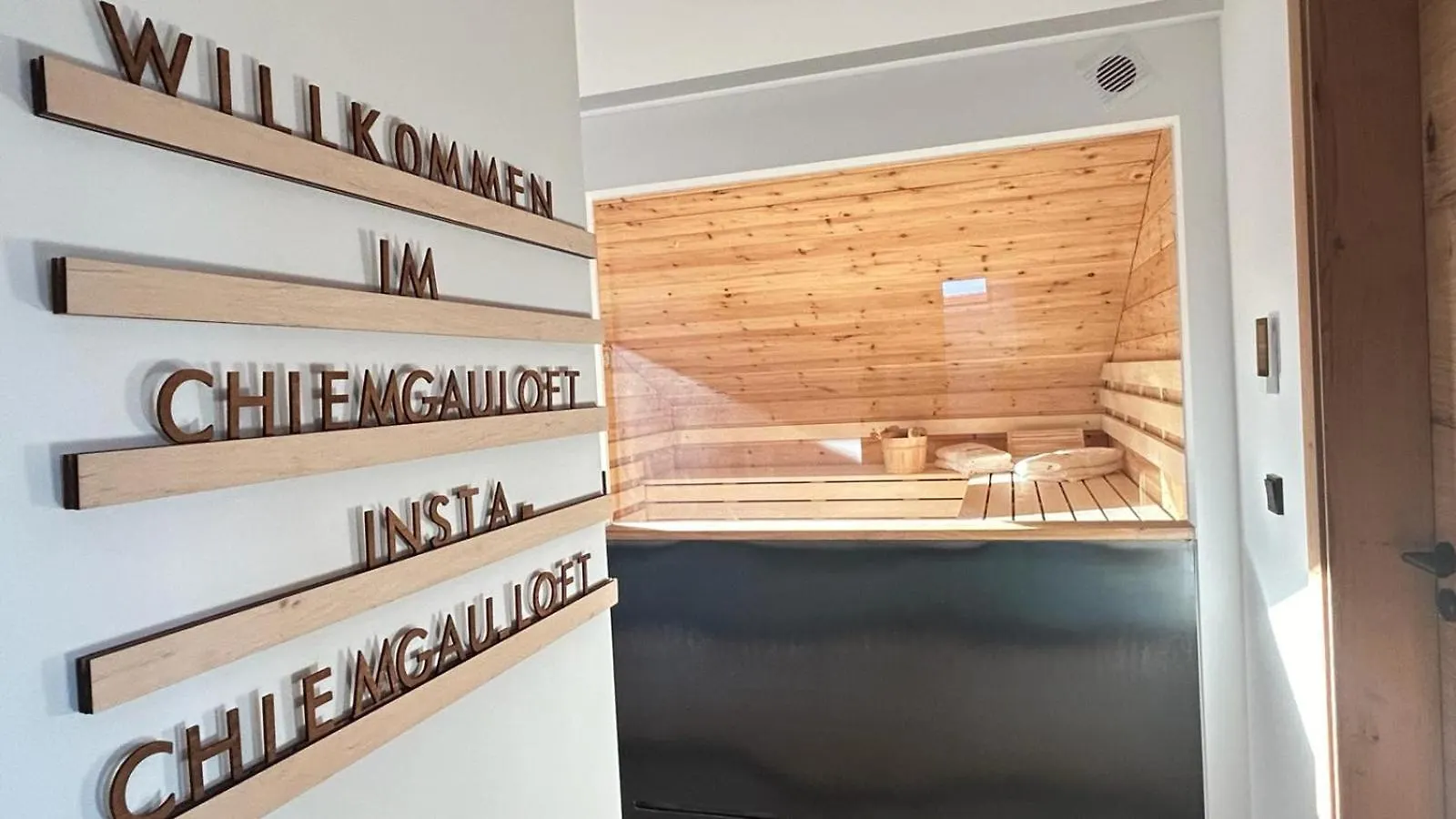 Apartment Chiemgauloft , 5 Sterne Ferienwohnung Am Chiemsee Ubersee