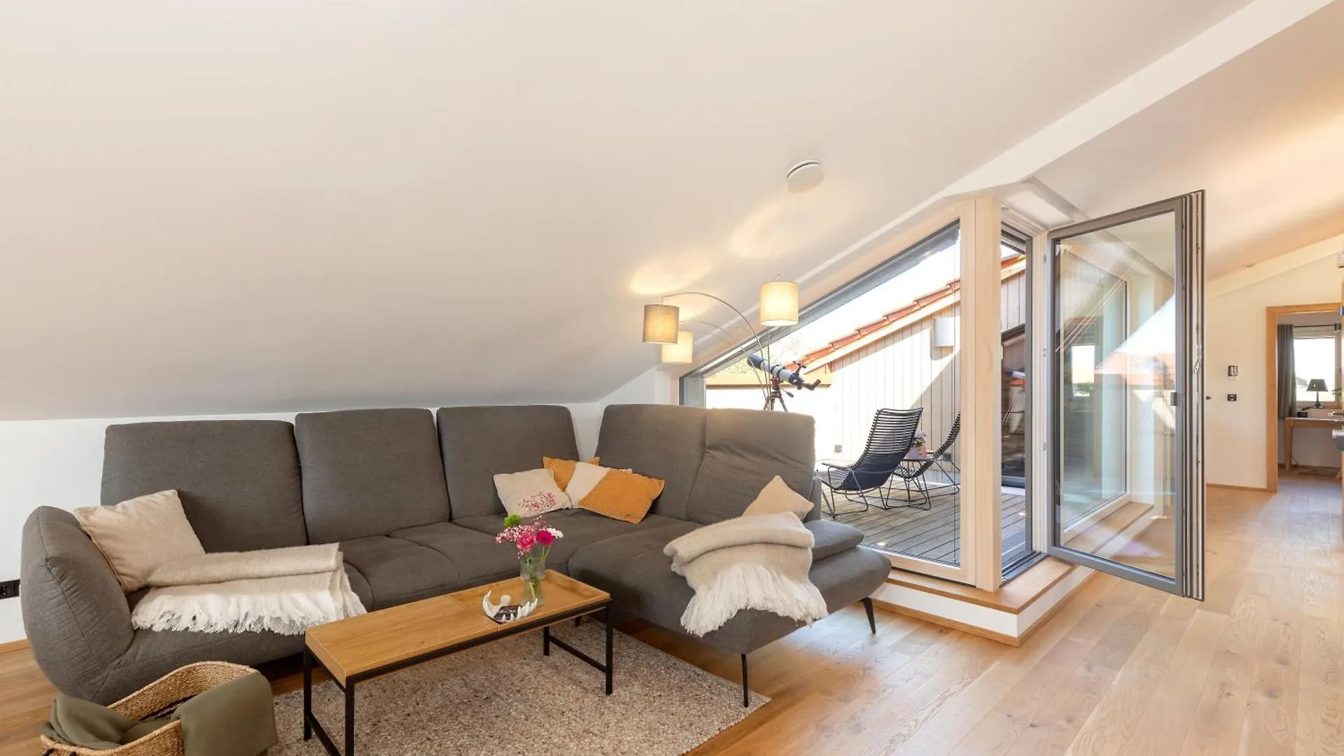 Apartment Chiemgauloft , 5 Sterne Ferienwohnung Am Chiemsee Ubersee